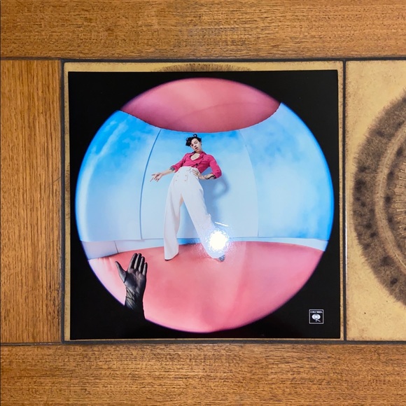 HARRY STYLES COKE BOTTLE GREEN FINE LINE VINYL - Picture 2 of 3